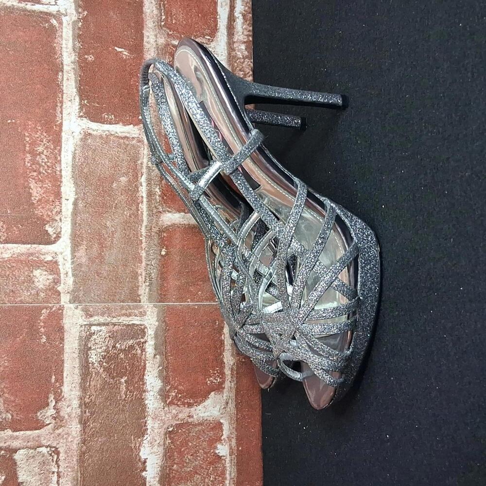 Nina New York Heels Womens Size 7.5 Silver Sparkle Strappy - Picture 3 of 5